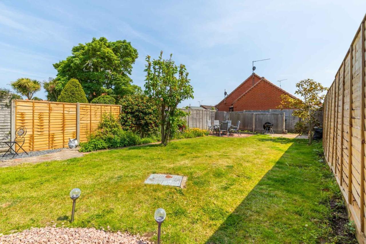 Host & Stay - Pilgrims Rest Bacton  Exterior foto